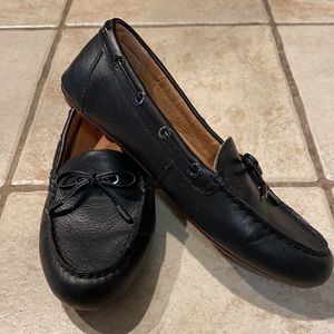 Vionic Loafers/Driving Shoes Size 8.5 Virginia Leather
